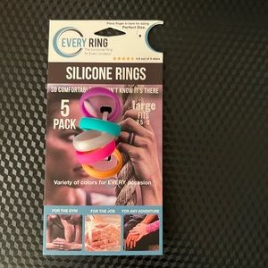 NWT Every Ring Silicone Ring / Band Sz 8.5 - Sz 9